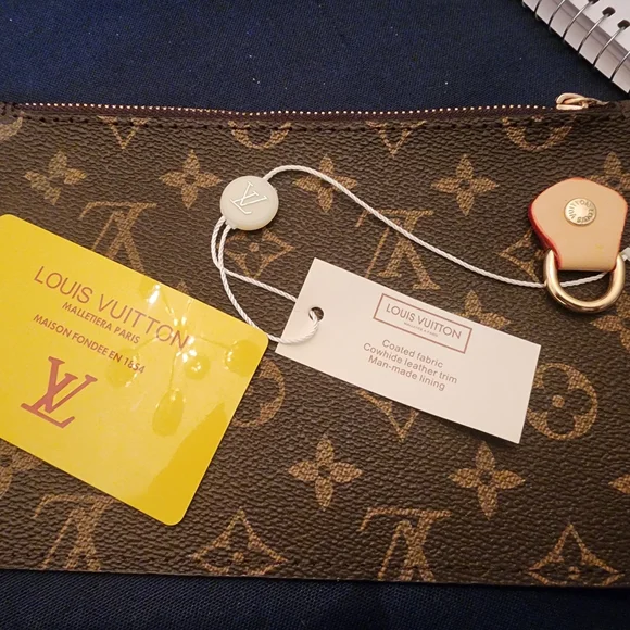 Brown Monogram Canvas NEVERFULL MM TOTE - Picture 15 of 16